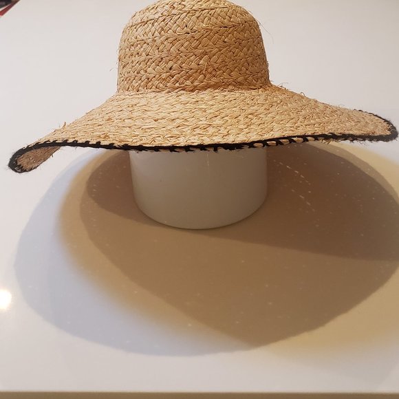 L * Space Floppy straw hat with black trim main image 6